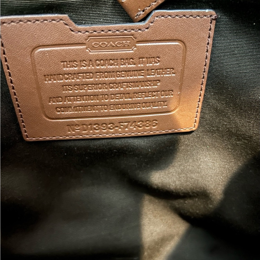 Coach messengers tan bag 74386 - Picture 6 of 7